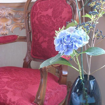 Rosalia'S Menagerie Cocktail Bar & Innupstairs Άμστερνταμ Εξωτερικό φωτογραφία